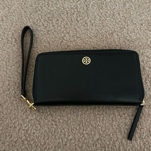 Tory Burch Wristlet